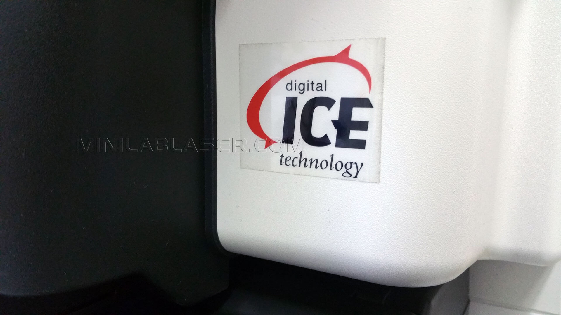 Noritsu HS1800 Film scanner