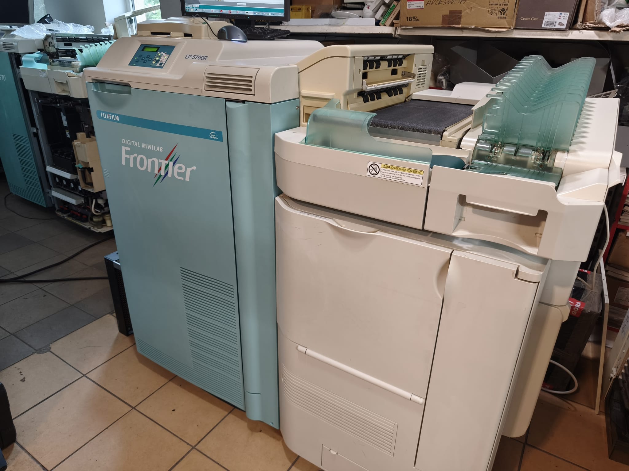 FUJIFILM FRONTIER LP5700R PL Oct25