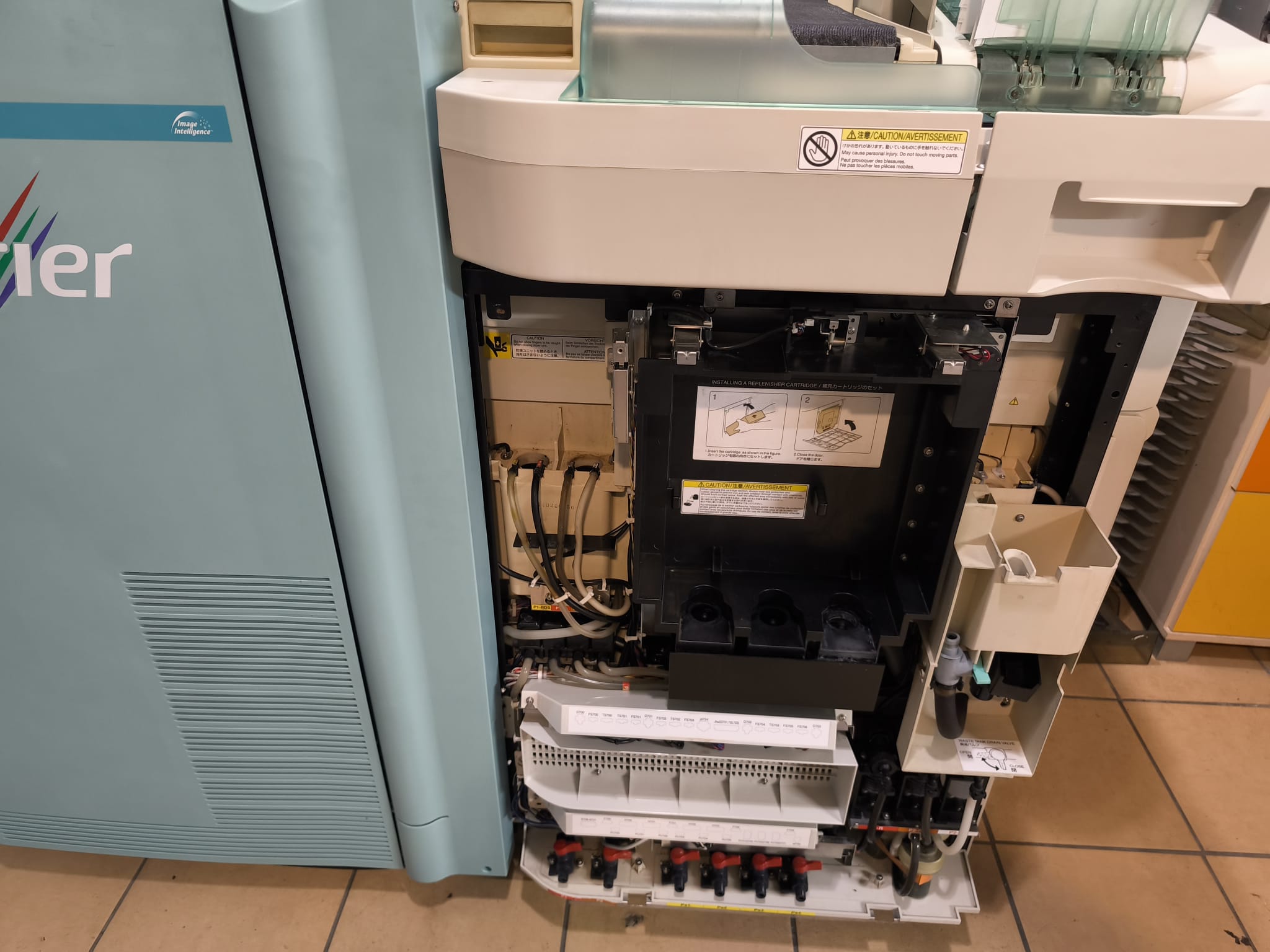 FUJIFILM FRONTIER LP5700R PL Oct25